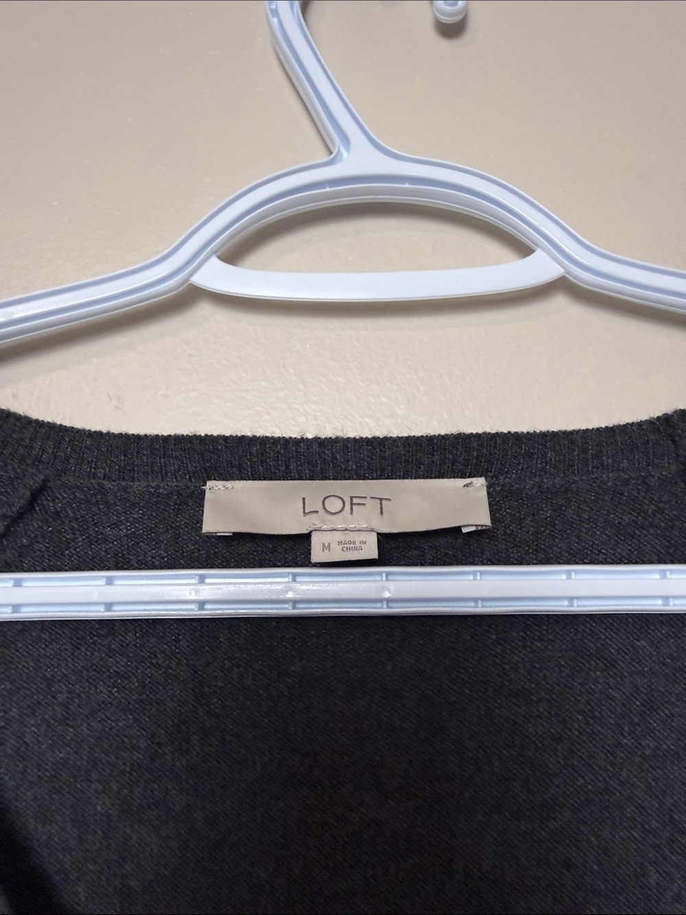 LOFT Charcoal Scoop Neck Long Sleeve Top size M - Picture 3 of 5